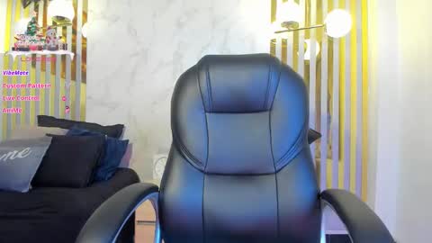 oriana_gh online show from December 18, 3:35 am