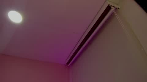 Miss Guzman  online show from April 20, 2:14 am