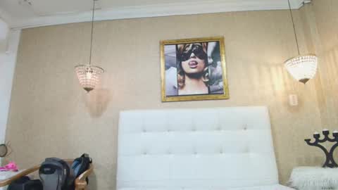 Ori online show from April 13, 1:04 pm