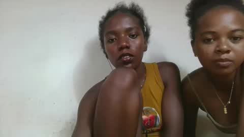 ornellahhh online show from January 31, 7:11 pm