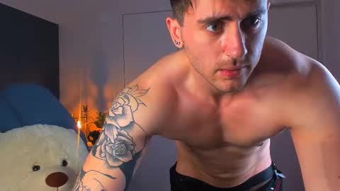 Oscar online show from October 20, 9:42 pm