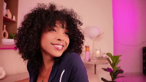 Oshun  online show from March 27, 7:15 pm