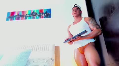 Snapshot of oskar_ford21 chatting on February 18, 4:58 pm Oskar Ford NEW ACCOUNT online show from February 18, 4:58 pm