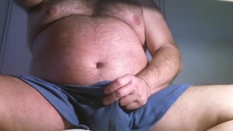 Oso Licencioso online show from April 8, 6:00 pm