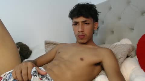 ostin 18hot online show from October 3, 3:04 am