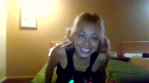 otherroomladycc online show from December 15, 5:53 pm