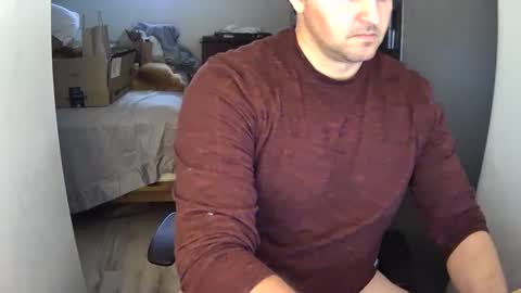 Snapshot of outside1991 chatting on December 15, 8:58 pm outside1991 online show from December 15, 8:58 pm