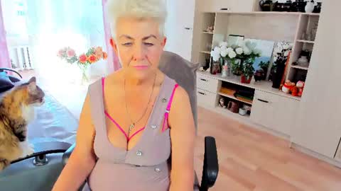 Alla online show from August 3, 7:54 am