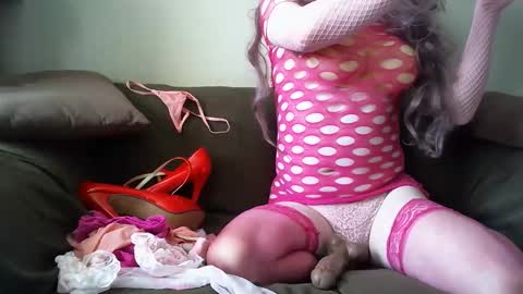 Snapshot of ovoplays chatting on September 29, 9:19 am Chloeeee xxx online show from September 29, 9:19 am