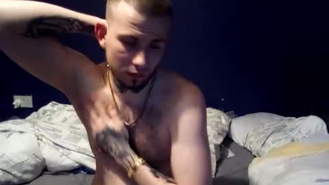 Owen kayz online show from December 1, 12:19 am