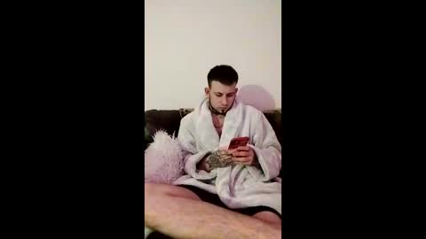 Owen kayz online show from March 25, 11:22 pm