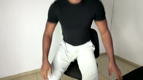 Owen online show from April 15, 10:10 pm