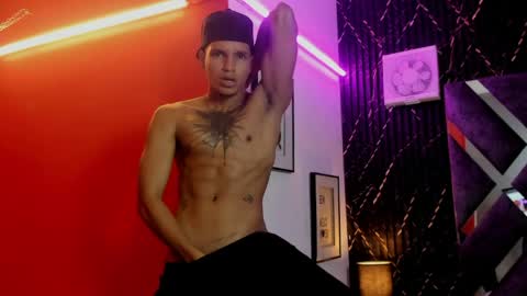 owen blaze online show from April 29, 4:06 am