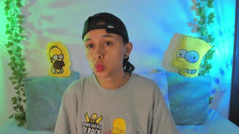 Owen foxx online show from December 3, 1:36 am