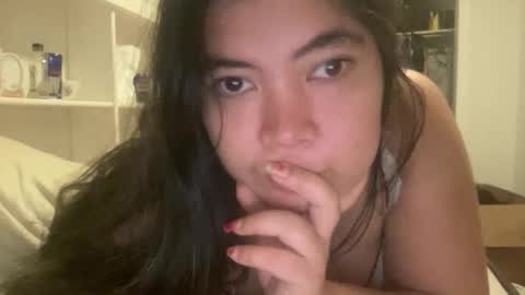 Snapshot of oxovickyoxo chatting on October 21, 11:30 pm oxovickyoxo online show from October 21, 11:30 pm
