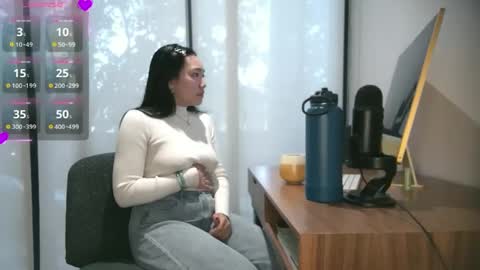 ozhmara online show from November 11, 2:30 pm