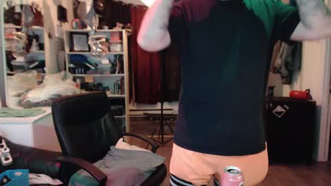 Ozzie Baker online show from September 29, 1:37 am