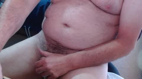 Snapshot of ozzieozzieoi chatting on October 13, 1:07 am HairyolOz online show from October 13, 1:07 am