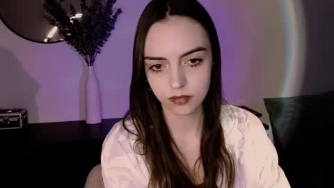 Iris online show from February 7, 2:58 pm