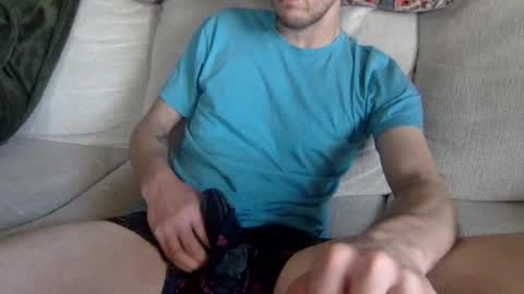 paintdude424 online show from March 24, 6:03 pm