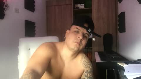 paisaexotico online show from April 20, 6:55 pm