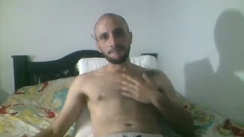 Snapshot of paisahot156802 chatting on October 19, 12:15 am paisahot156802 online show from October 19, 12:15 am