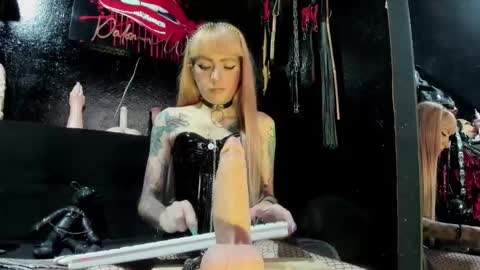 Paloma online show from November 10, 9:06 pm