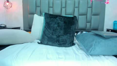 pamela_ambrosia1 online show from April 9, 2:01 pm