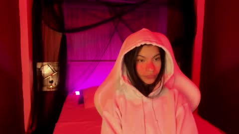  P A M  online show from November 19, 4:23 am