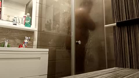 angel hris online show from February 7, 7:28 pm