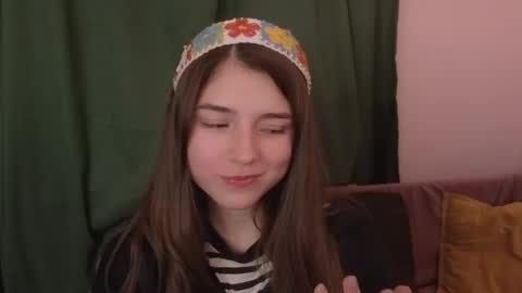 daniella online show from September 26, 9:01 pm