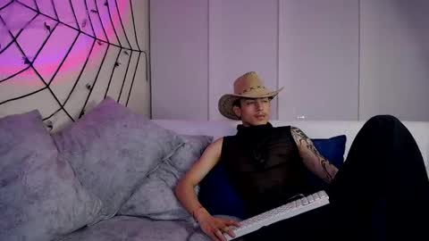 pandora__1 online show from October 13, 3:52 am