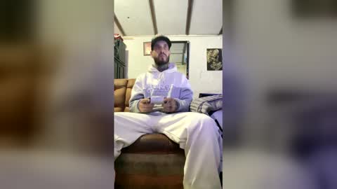 panthers_room online show from May 12, 4:43 am