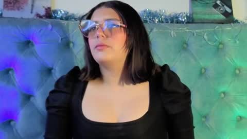 Paola Lyon online show from December 16, 6:14 pm