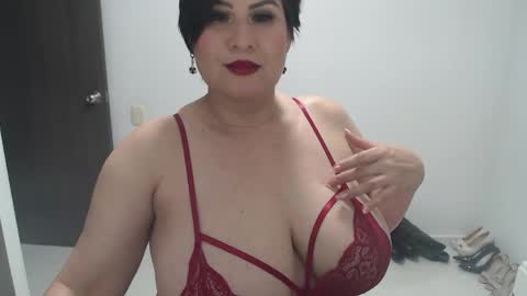 Paola Williams online show from April 21, 2:51 am