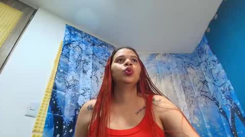 Paola online show from December 17, 12:12 pm