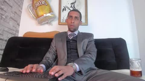 Snapshot of paolo_johnson chatting on September 18, 11:47 am Paolo online show from September 18, 11:47 am