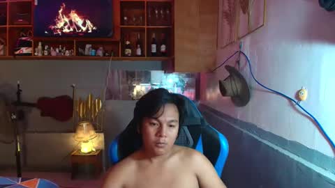 Papacito Cyril online show from April 22, 2:41 am