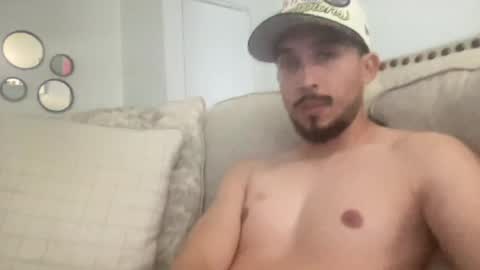 papicubano_guapo23cm online show from June 6, 3:29 pm
