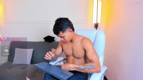 Ryan And Casper online show from May 6, 3:29 pm