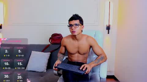 Ryan And Casper online show from June 5, 2:22 pm