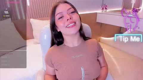 Amy and my doll online show from December 4, 4:12 am