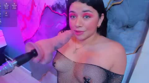 paris_secret online show from November 14, 11:45 am