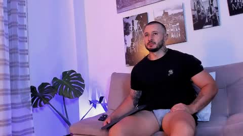 parker lavine online show from March 31, 1:17 am