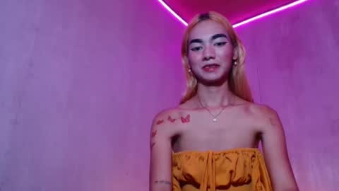 pasadiria online show from April 17, 12:29 pm