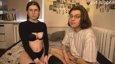 Zoe online show from May 12, 8:01 am