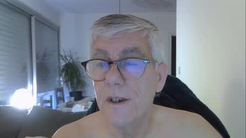 patrick5275 online show from May 10, 5:03 am
