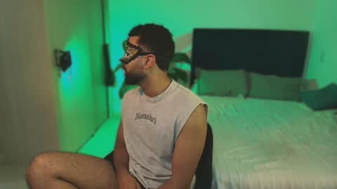 Patrick online show from October 9, 1:00 am