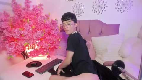 Patrick online show from July 24, 4:09 am