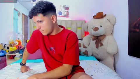 Patrick online show from April 25, 1:52 am